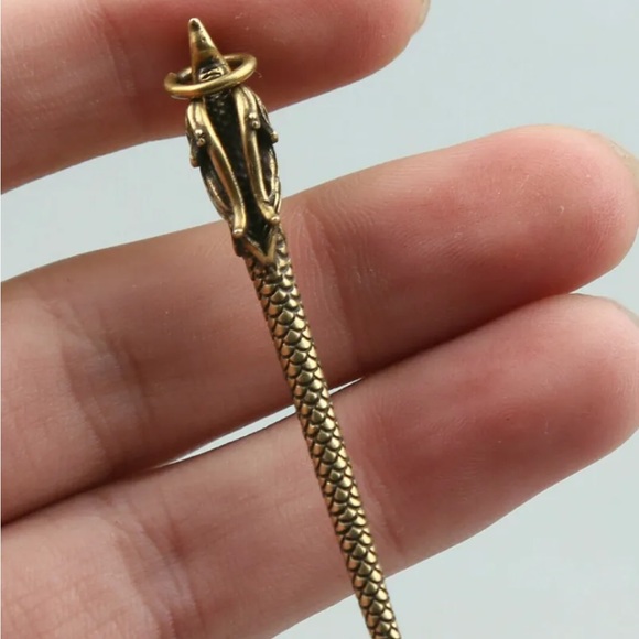 Vintage brass dragon snuff spoon - Picture 6 of 8